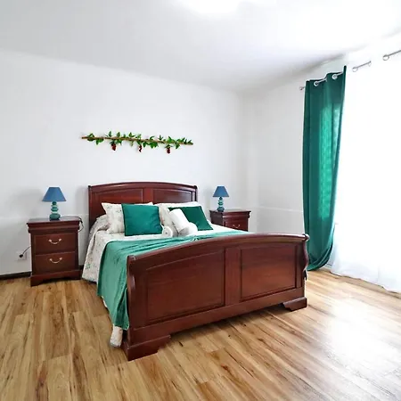 Casa Vinhas Holiday home