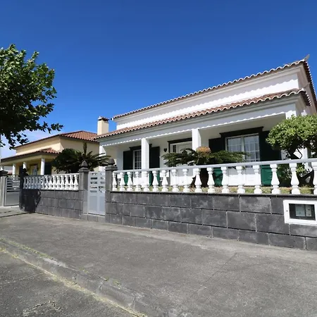 Holiday home Casa Vinhas